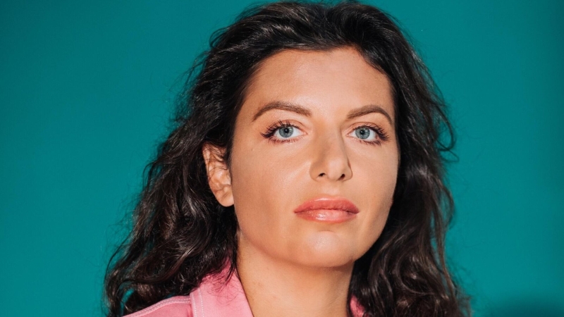 Экс-помощница Байдена призвала молиться за Симоньян